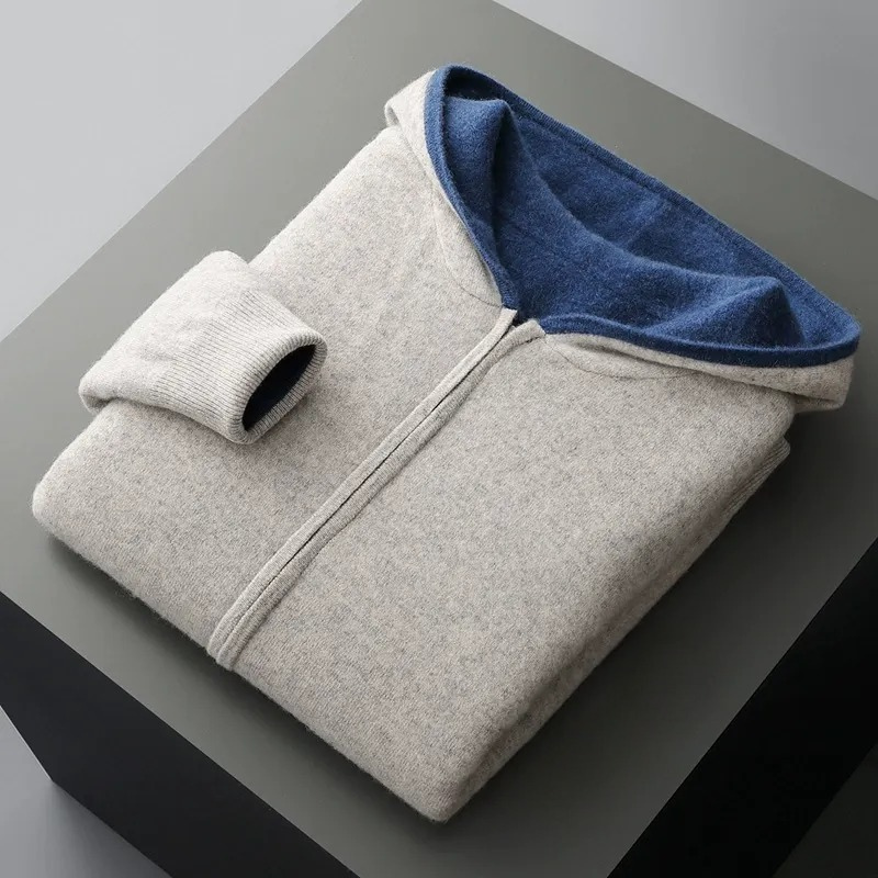PURE MERINO WOOL HOODIE