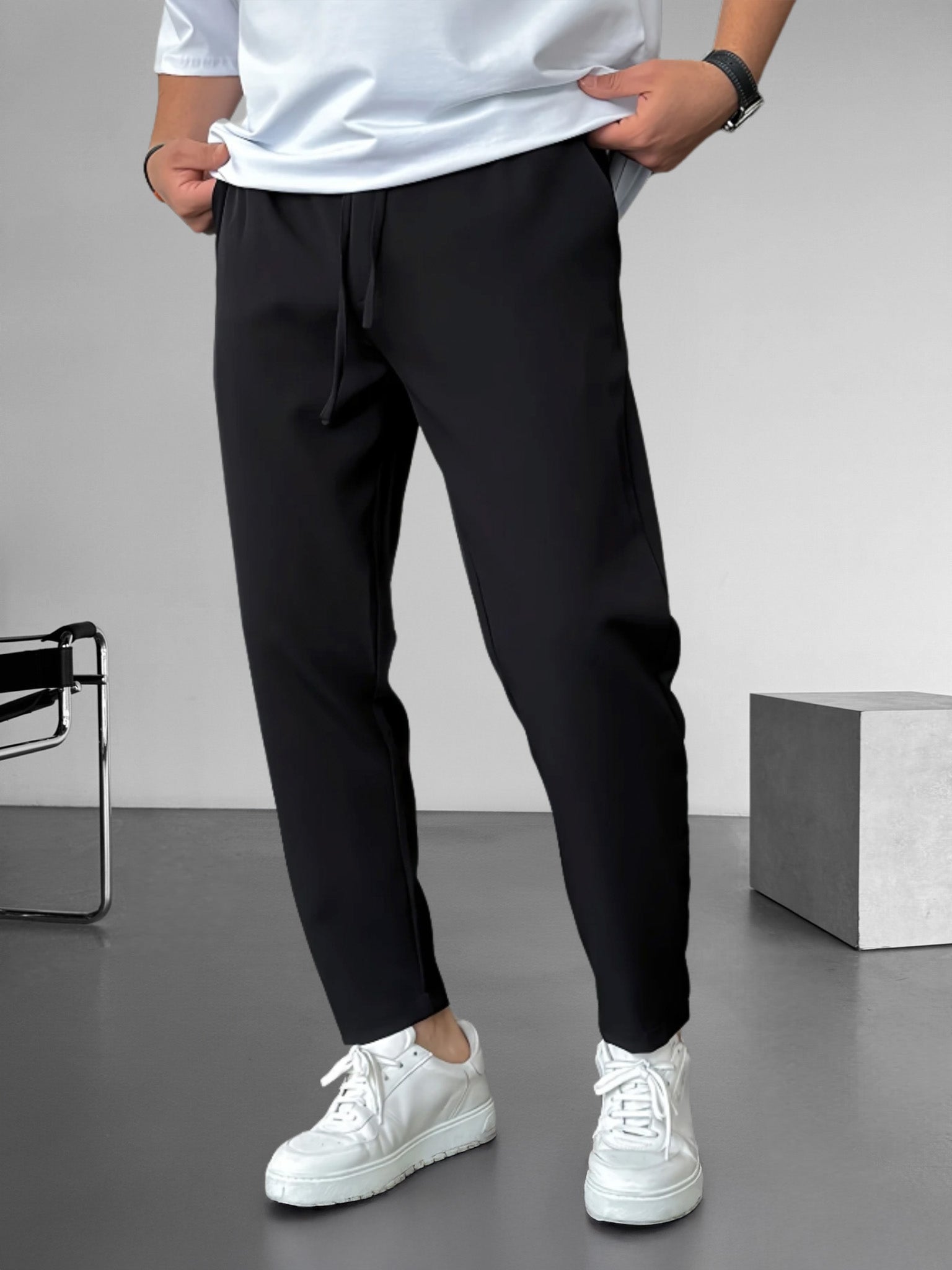 Essential Drawstring Trousers