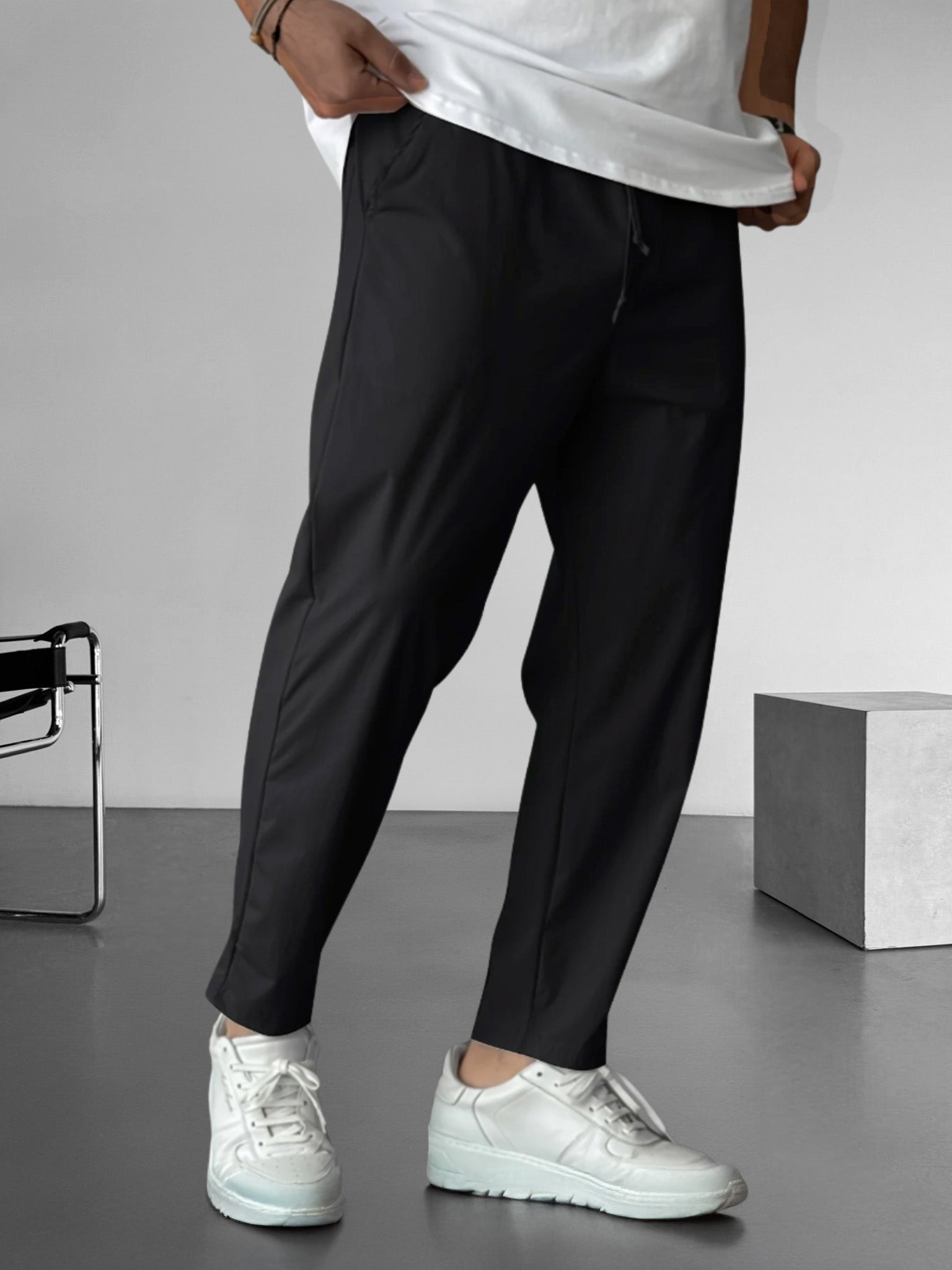 Essential Drawstring Trousers