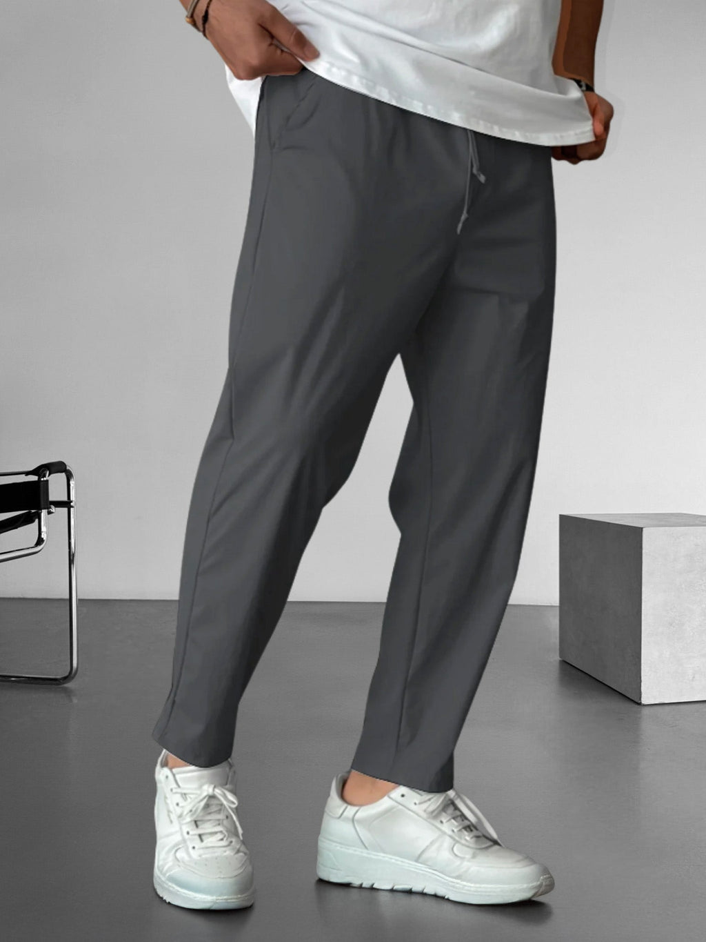 Essential Drawstring Trousers