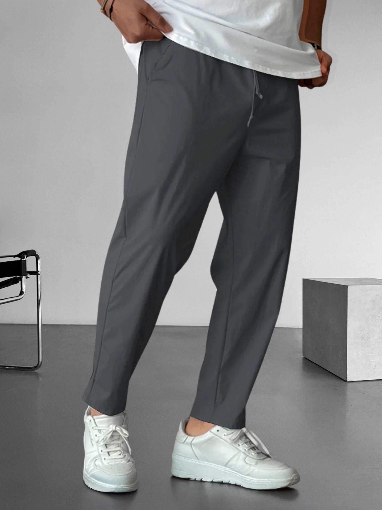 Essential Drawstring Trousers